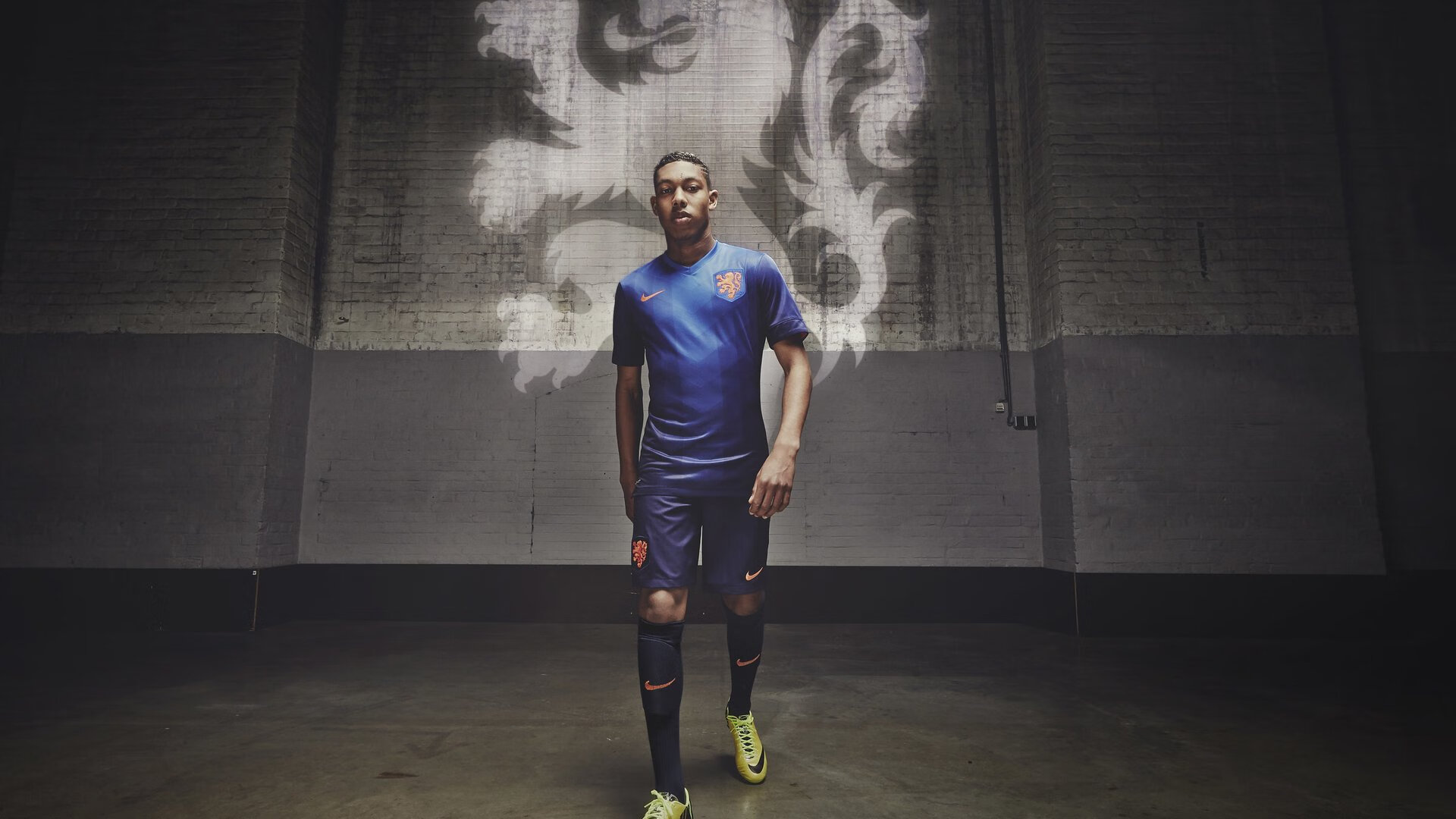 博卡中场组织略显混乱,传递失误多,博卡啥意思